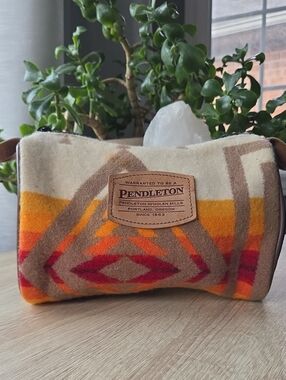Pendleton Geometric Wool Travel Pouch in Cream, Orange & Red